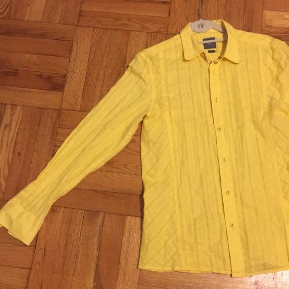 Man shirt like new condition - Picture 3 of 3